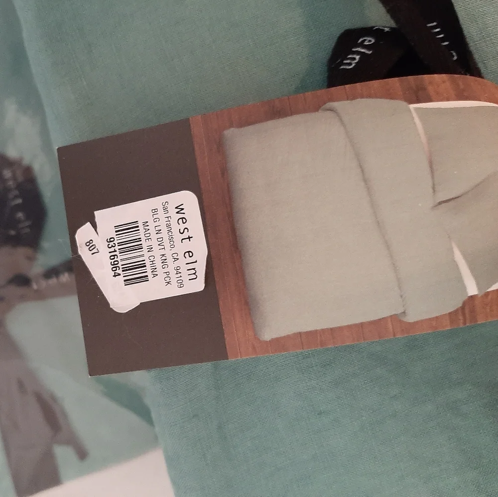 West Elm KING Belgian Flax Linen Duvet Cover & 2 KING shams Peacock
